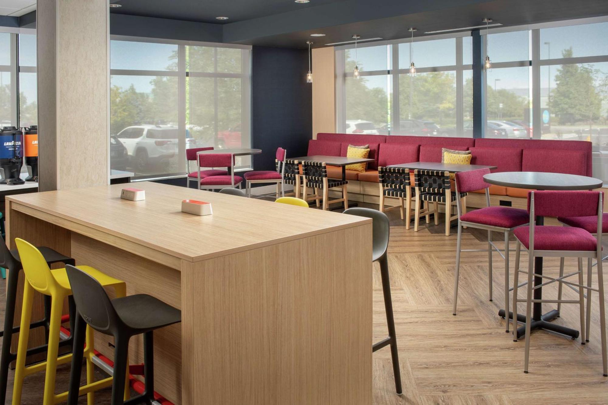 Tru By Hilton Denver Airport Tower Road Екстериор снимка